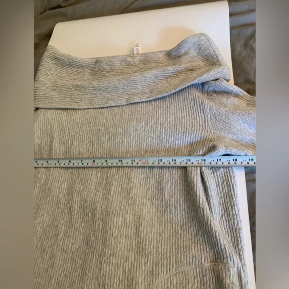 Lululemon Along the Way Dress in Heathered Core Ultra Light Grey size XS - Picture 14 of 16